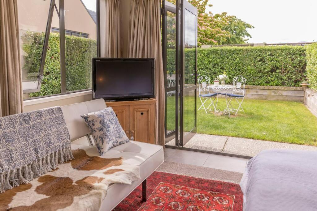 Private, Tasteful Studio Apartman Wanaka Kültér fotó